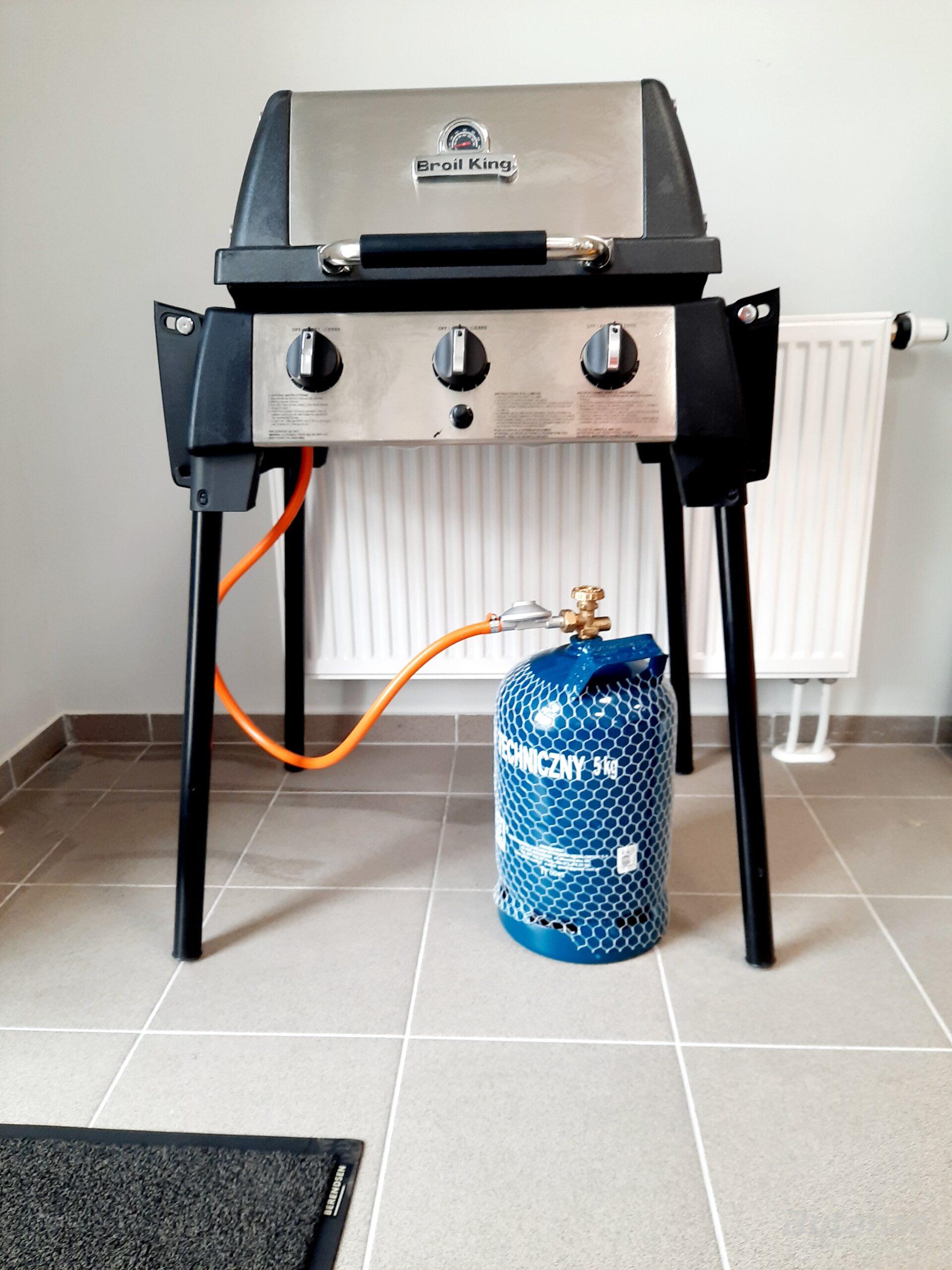 buitinis_duju_balionas_5kg_11l_griliui-scaled-1.jpg Dujų balionas 5kg griliui buitiniu ventiliu (tuščias)