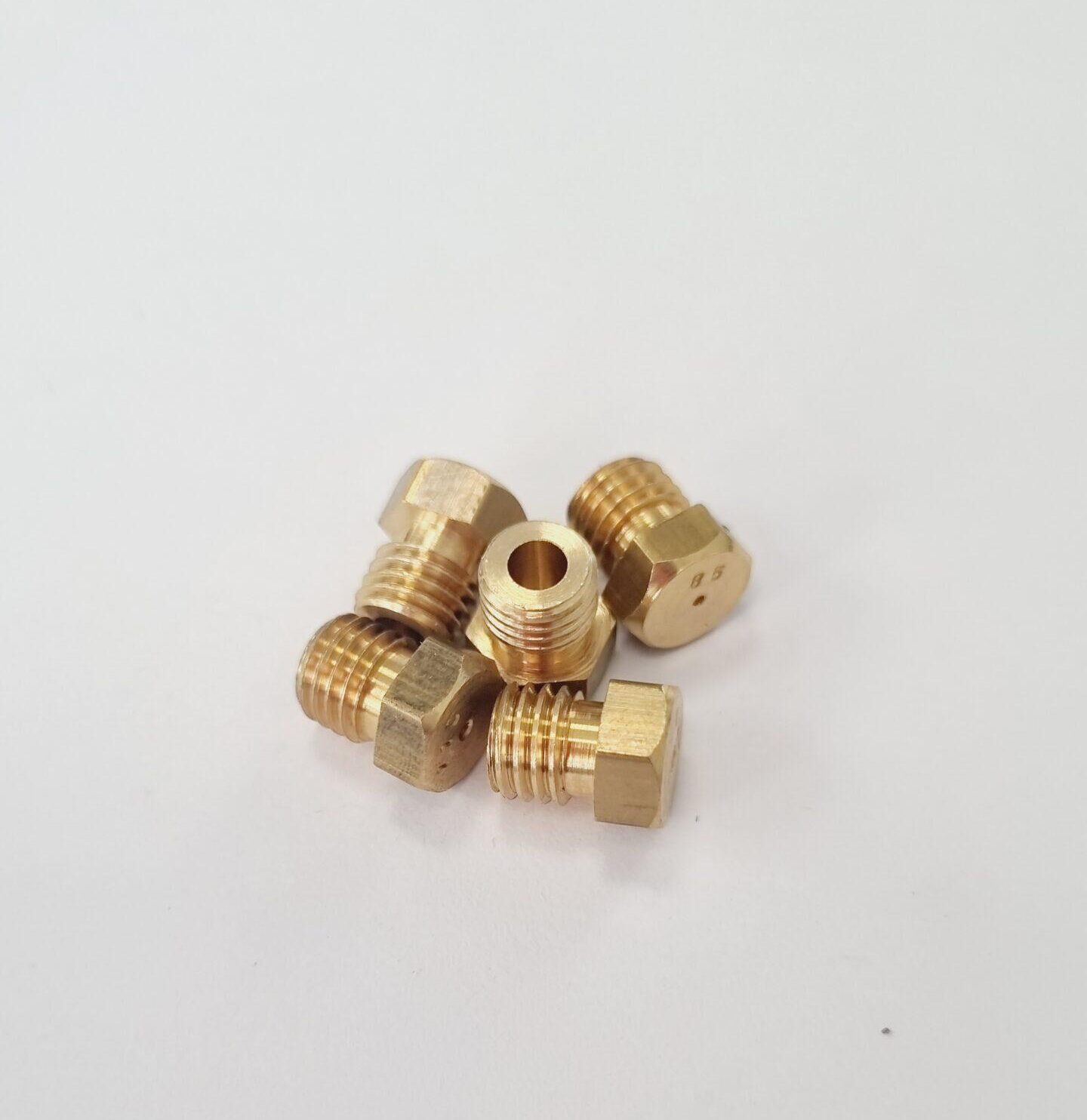 purkstukai_gamtinems_dujoms_M7x1 (1) Purkštukų komplektas viryklėms gamtinėms (miesto) dujoms M7x1